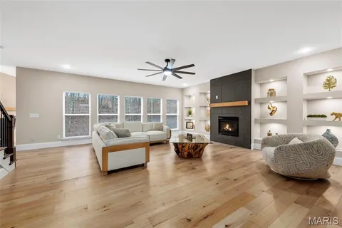 $1,595,000 | 18498 Hollow Hills Drive, Wildwood, MO 63069