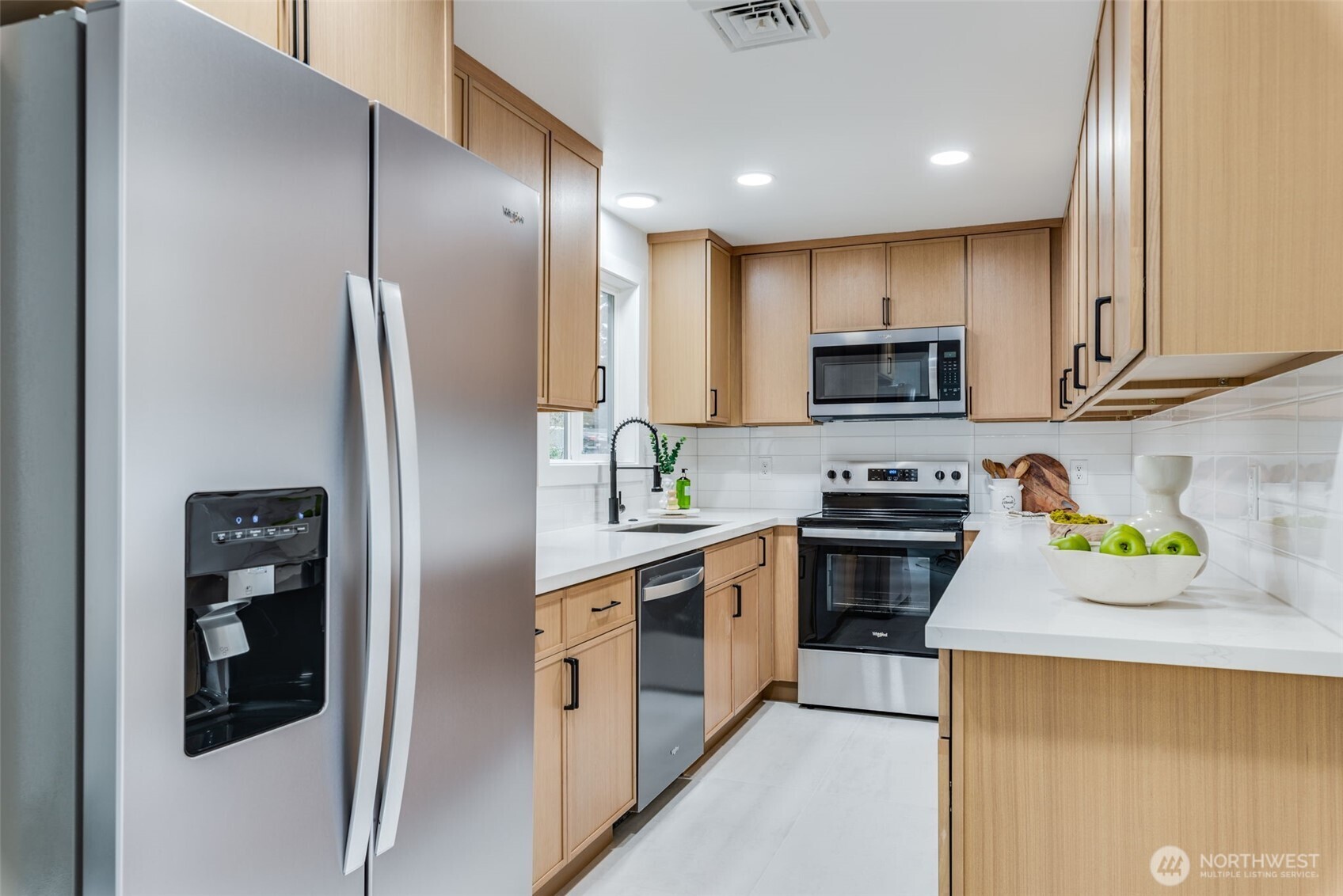 30418 12th Place Southwest Federal Way, WA 98023 - Photo 15 of 37