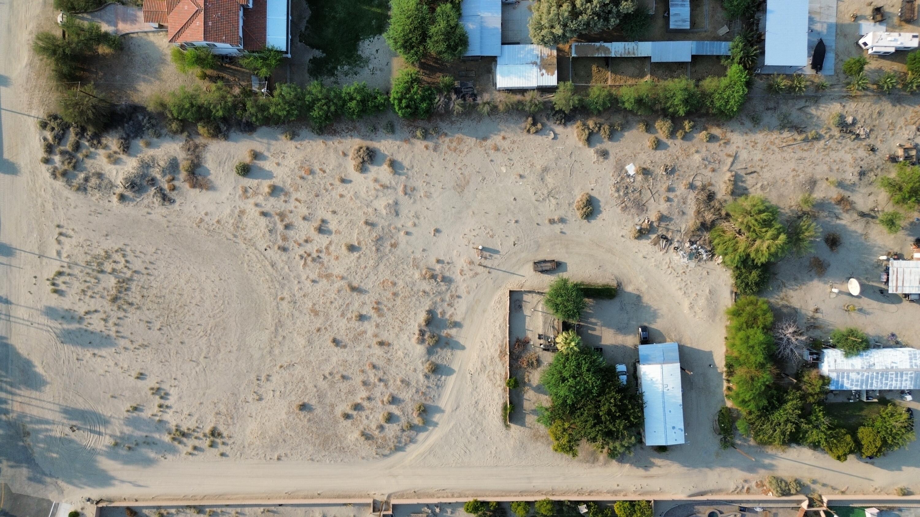 36990 Dune Palms Road Indio, CA 92203 - Photo 20 of 30 a view of a pathway with a yard