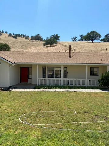 $649,950 | 5288 North Piedra Road, Sanger, CA 93657