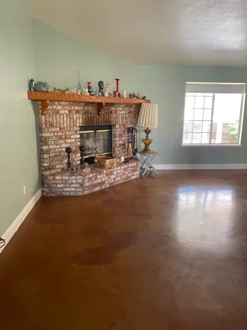 $649,950 | 5288 North Piedra Road, Sanger, CA 93657