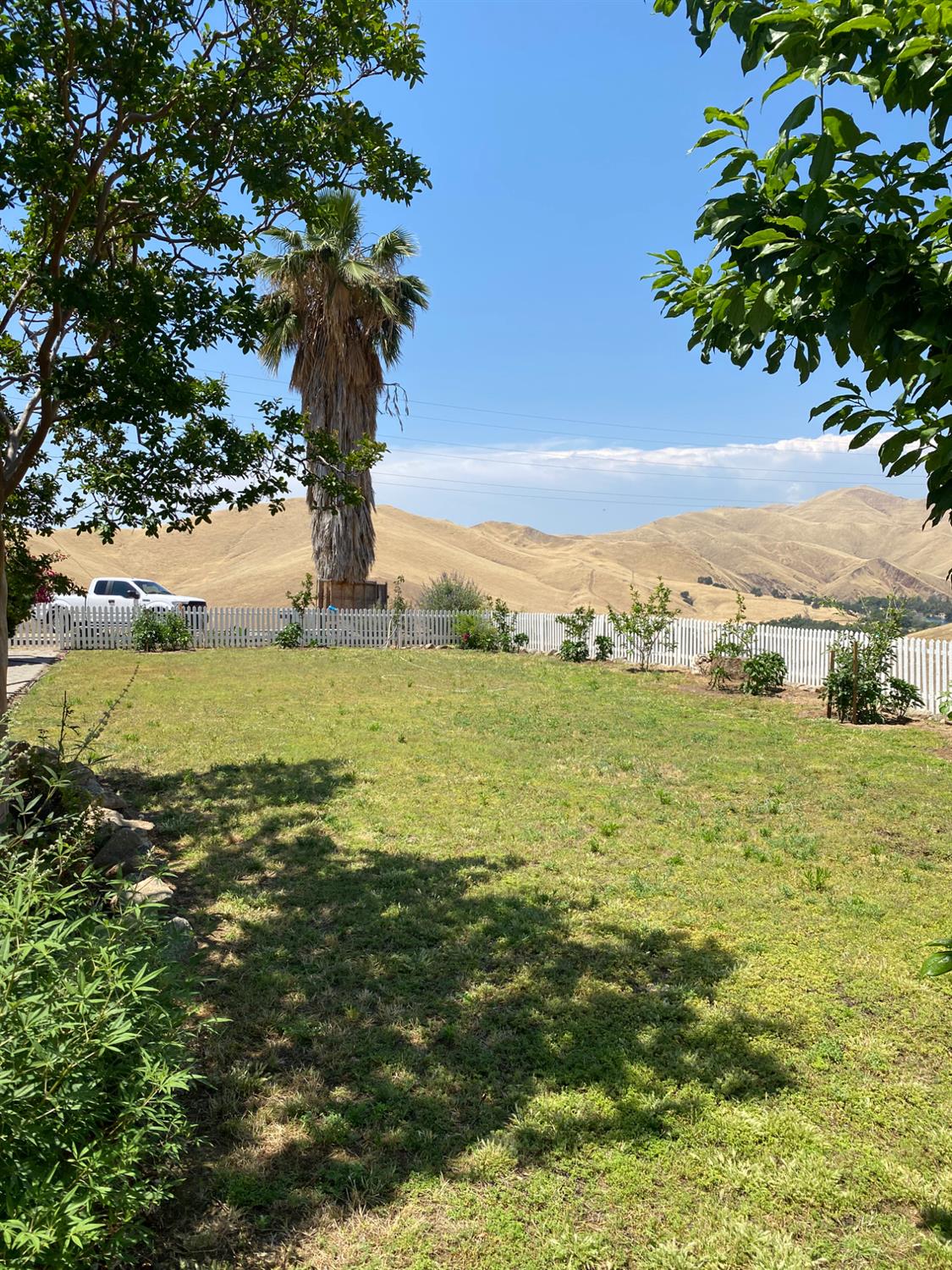 5288 North Piedra Road Sanger, CA 93657 - Photo 3 of 32 Gallery Image 3