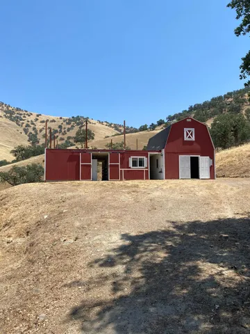 $649,950 | 5288 North Piedra Road, Sanger, CA 93657