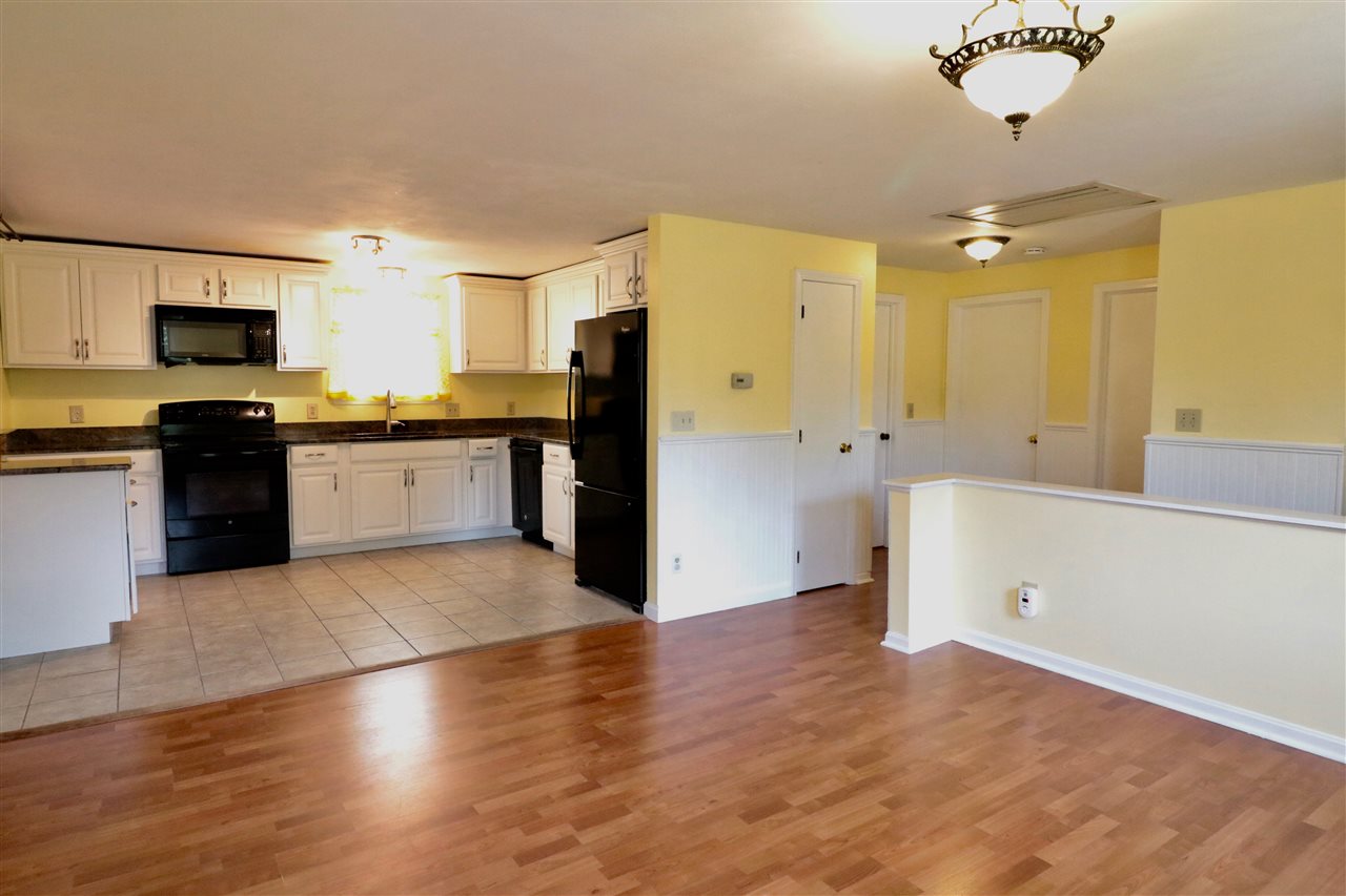 20 Holmgren Road Stratham, NH 03885 - Photo 9 of 30