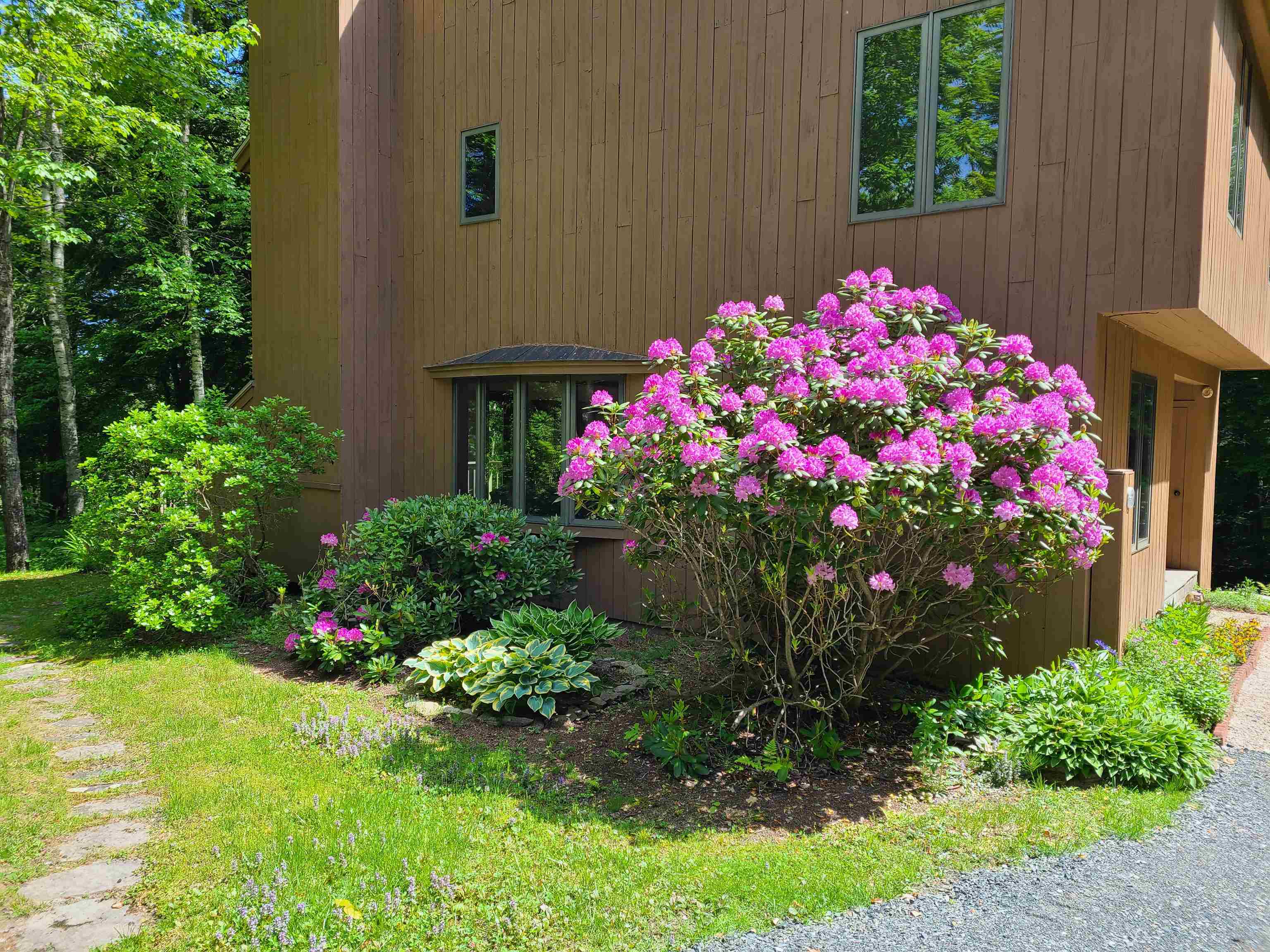 512 Marsh Family Road Hartford, VT 05059 - Photo 20 of 29 Gallery Image 20