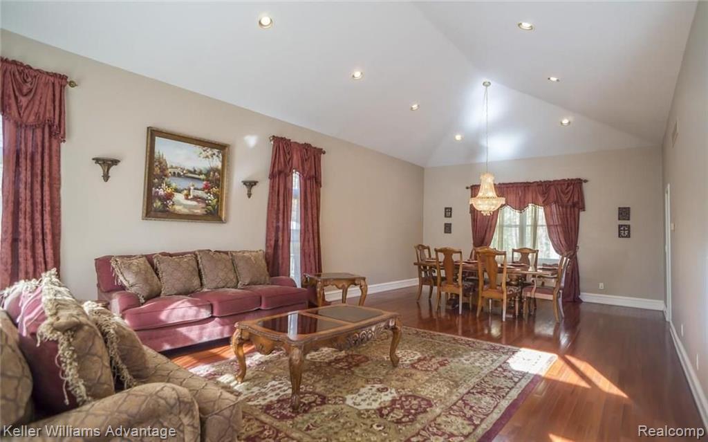 5259 Park Ridge Drive West Bloomfield, MI 48323 - Photo 18 of 39