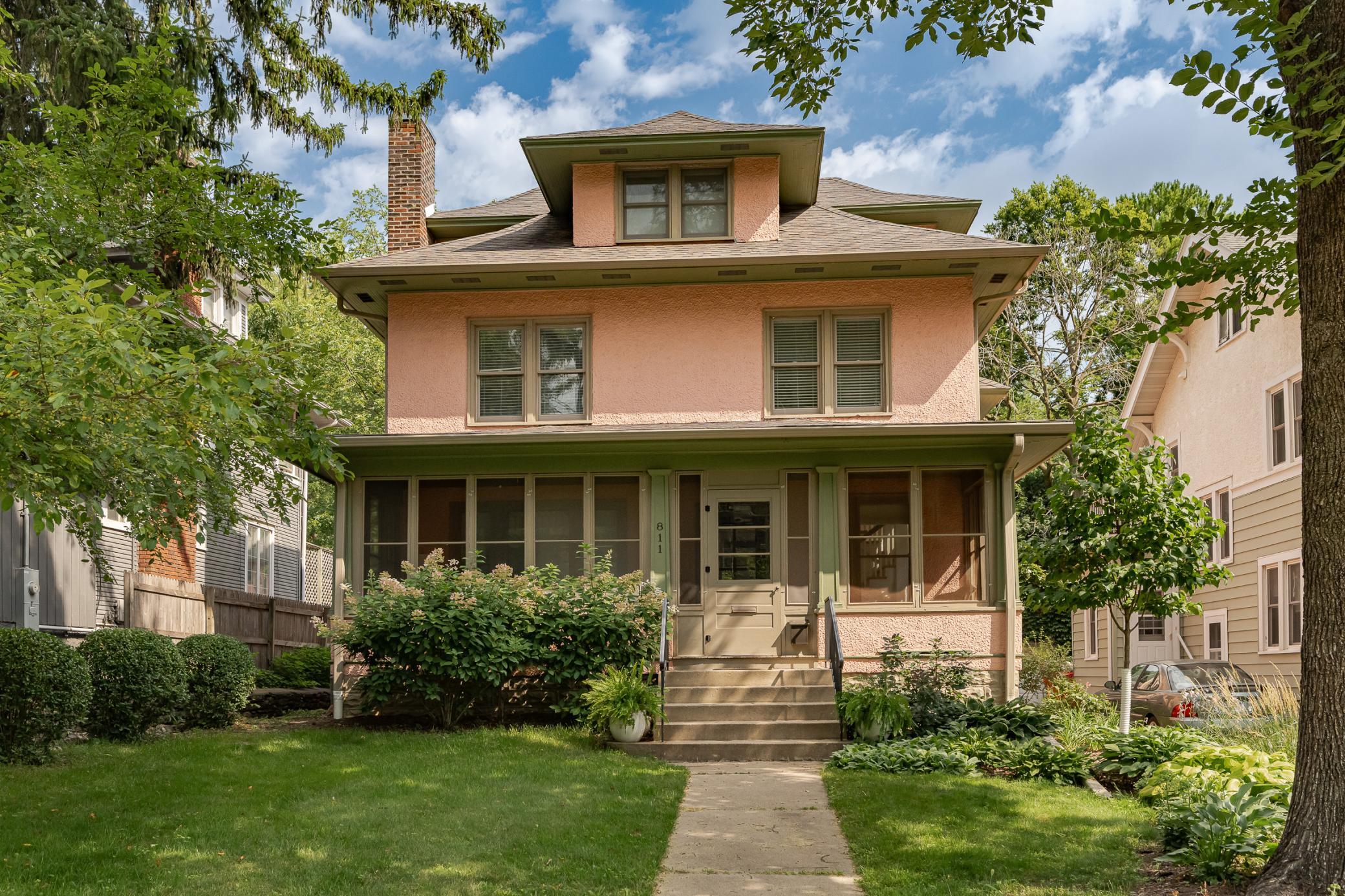 811 6th Street Southwest Rochester, MN 55902 - Photo 1 of 46