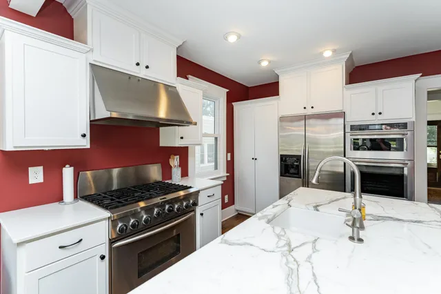 $575,000 | 811 6th Street Southwest, Rochester, MN 55902