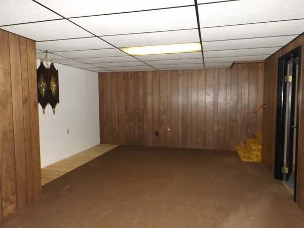 a view of a room with an empty space