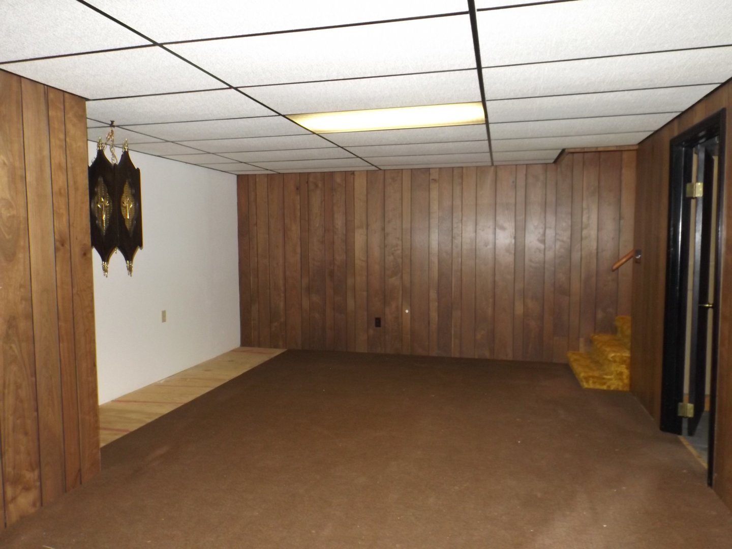 1804 Kelly Road Rock Falls, IL 61071 - Photo 17 of 26 a view of a room with a shower