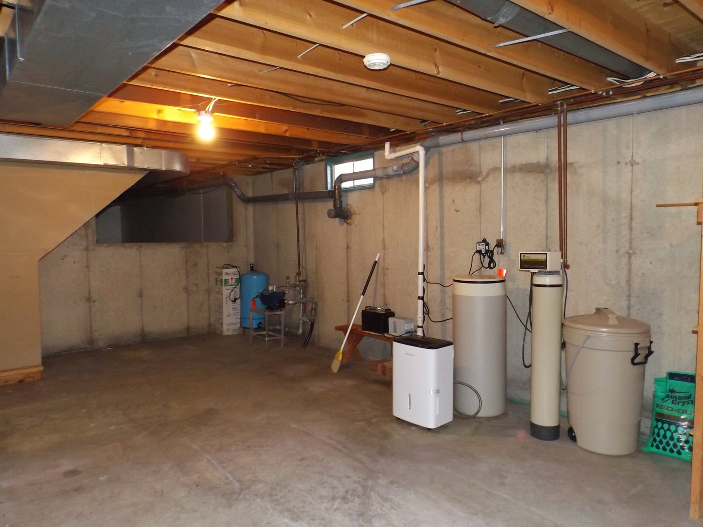 1804 Kelly Road Rock Falls, IL 61071 - Photo 22 of 26 a view of a room with gym equipment