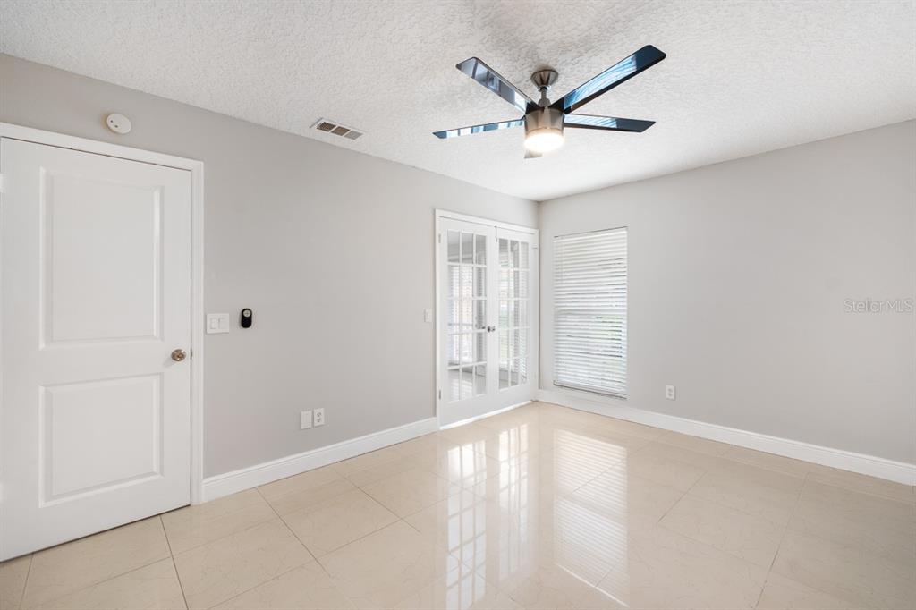 4304 Middlebrook Road, Unit 4304 Orlando, FL 32811 - Photo 10 of 16 Gallery Image 10