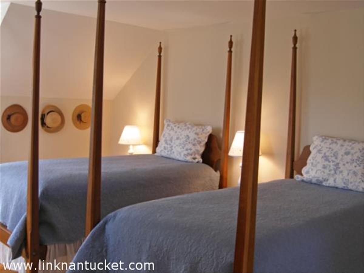 30 B Sankaty Road Nantucket, MA 02554 - Photo 7 of 18 Gallery Image 7