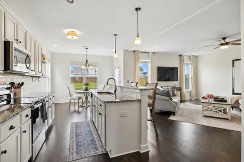 $549,900 | 1002 Garrison Way, Spring Hill, TN 37174