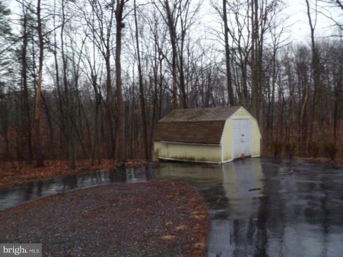200 Clearview Road Hedgesville, WV 25427 - Photo 3 of 5 Shed