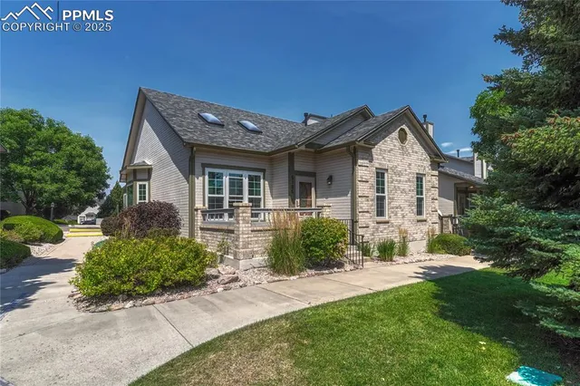 $400,000 | 5105 Saddleback Heights, Colorado Springs, CO 80923