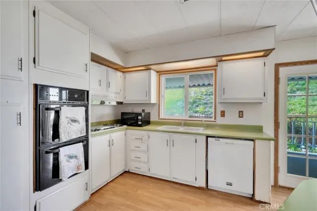 $149,900 | 2550 Pacific Coast Highway, Unit 256, Torrance, CA 90505