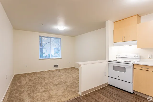 $1,400 | 6940 37th Avenue South, Seattle, WA 98118