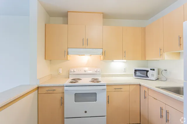 $1,400 | 6940 37th Avenue South, Seattle, WA 98118