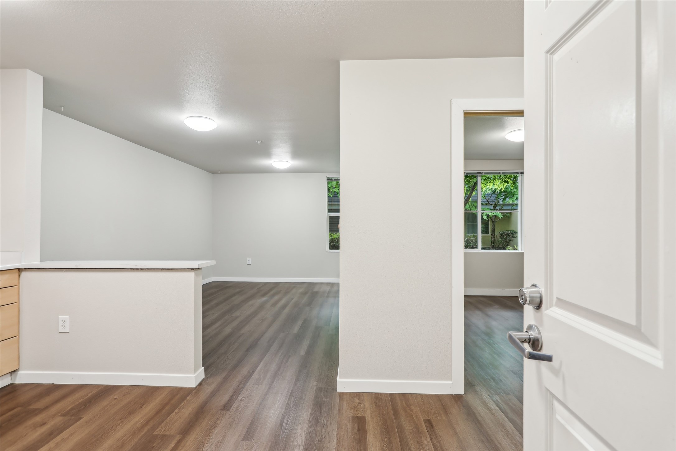 6940 37th Avenue South Seattle, WA 98118 - Photo 31 of 50 wooden floor in an empty room with a window