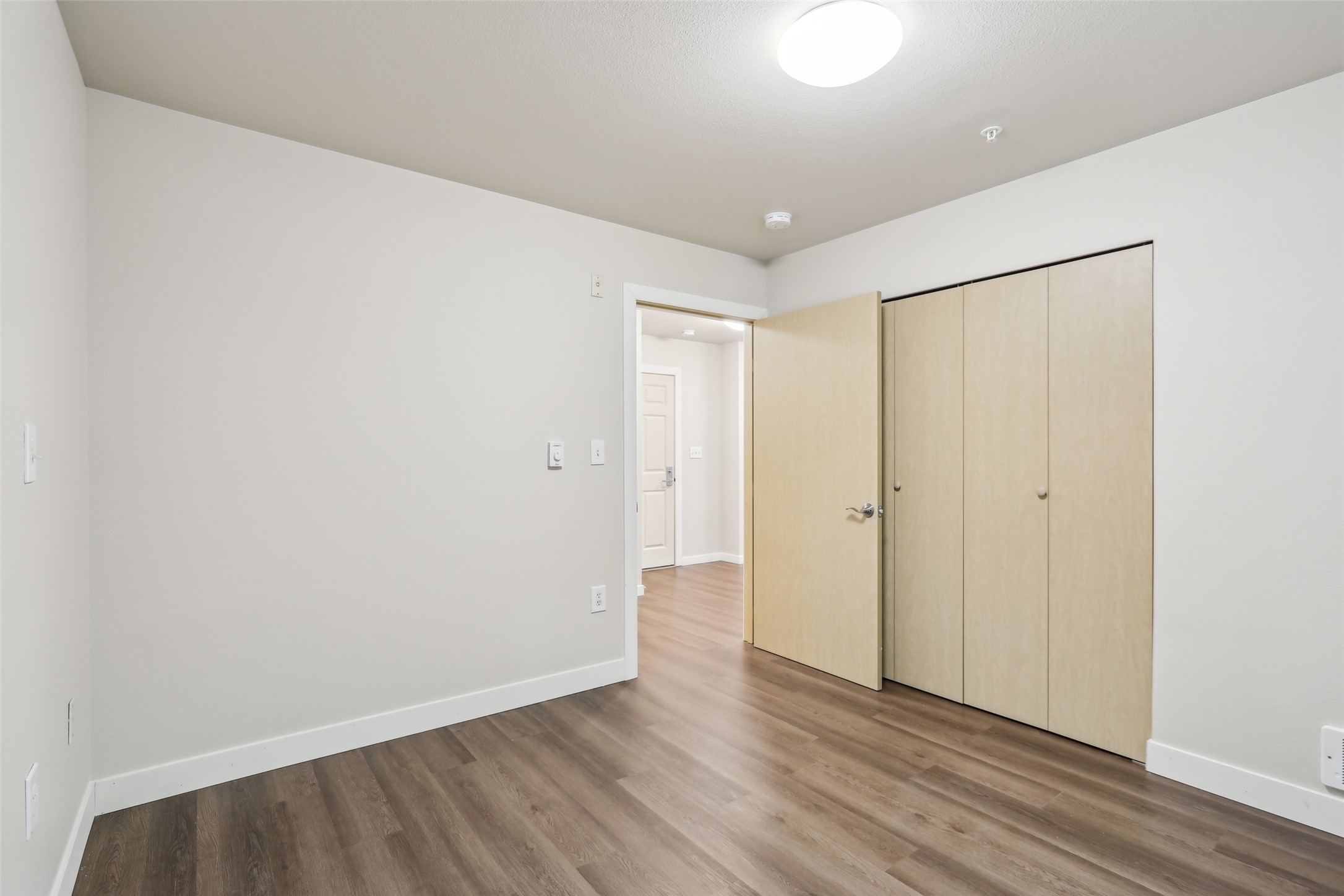 6940 37th Avenue South Seattle, WA 98118 - Photo 40 of 50 a view of an empty room