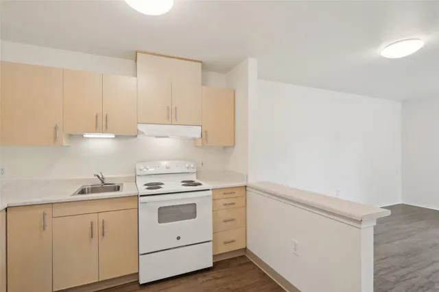 $1,400 | 6940 37th Avenue South, Seattle, WA 98118