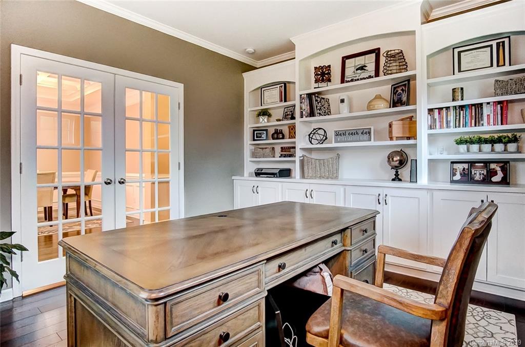 710 Old Cove Road Tega Cay, SC 29708 - Photo 11 of 38