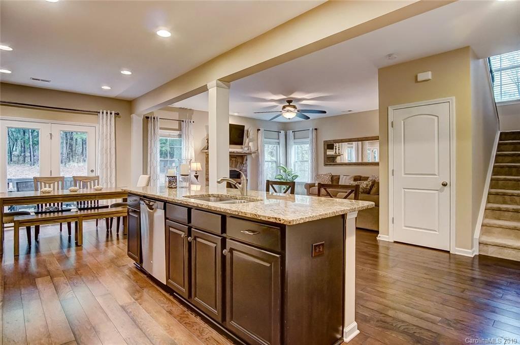 710 Old Cove Road Tega Cay, SC 29708 - Photo 19 of 38