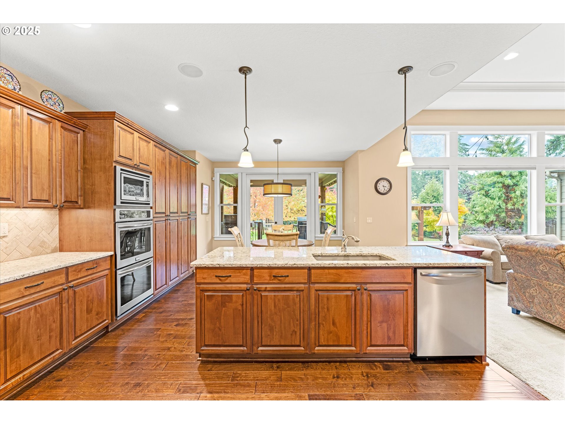 17693 South Anderson Road Oregon City, OR 97045 - Photo 13 of 39 Gallery Image 13