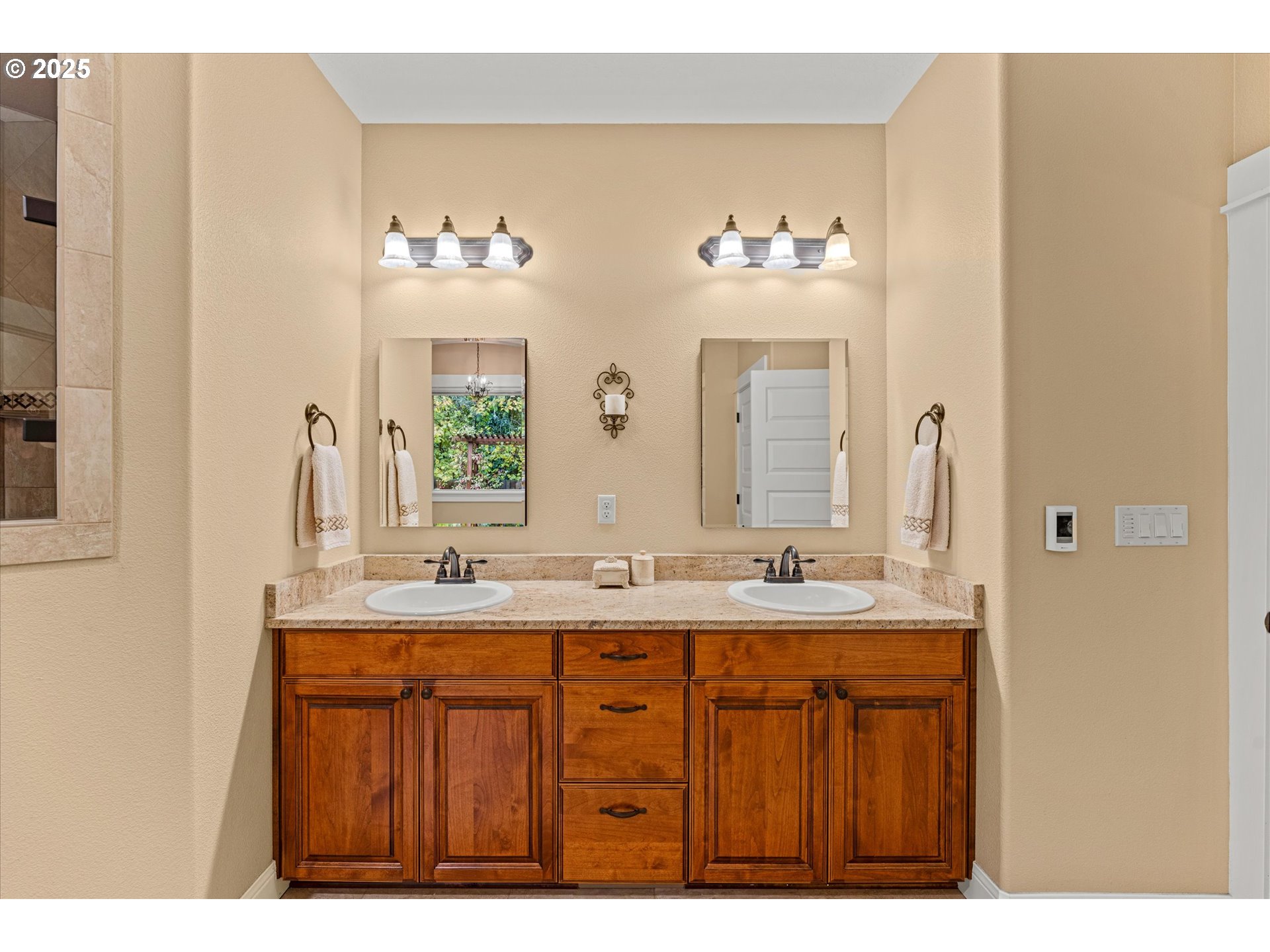17693 South Anderson Road Oregon City, OR 97045 - Photo 19 of 39 Gallery Image 19
