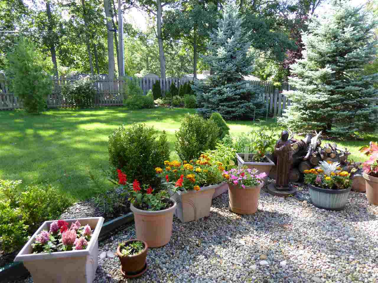 8301 Hawk Spring Hill Fort Wayne, IN 46825 - Photo 11 of 29 Gallery Image 11