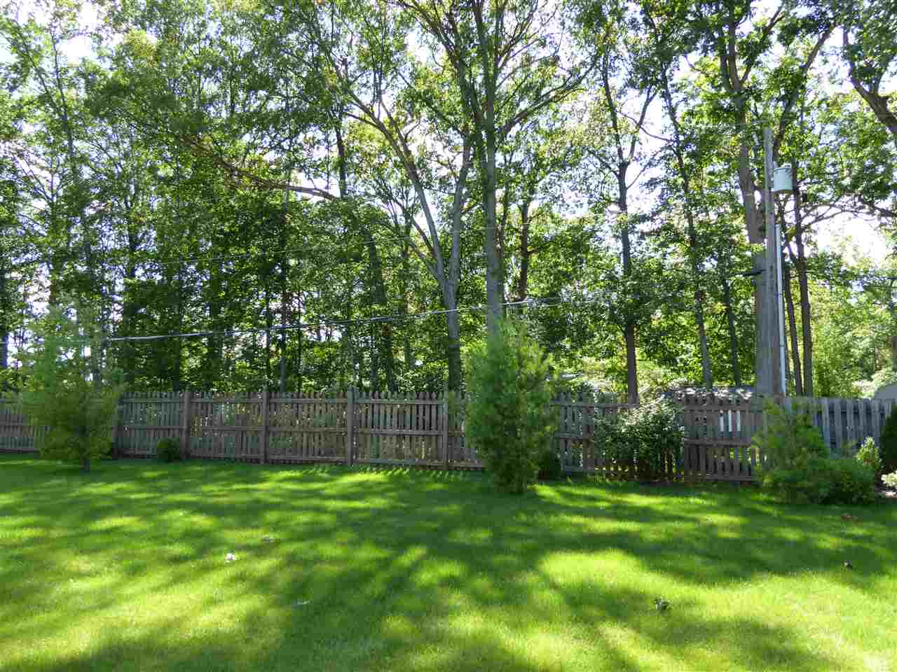 8301 Hawk Spring Hill Fort Wayne, IN 46825 - Photo 10 of 29 Gallery Image 10