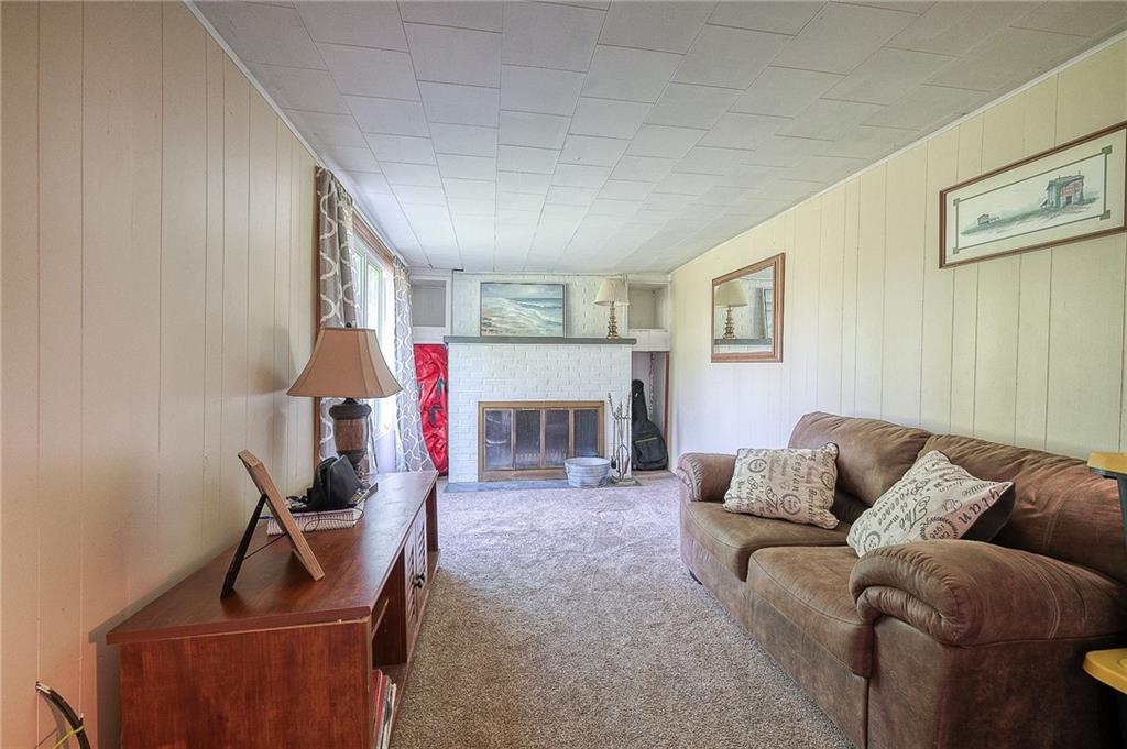 369 Hollow Road Darlington, PA 16115 - Photo 15 of 24 Gallery Image 15