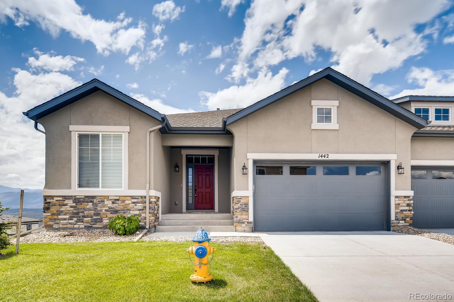 1442 Promontory Bluff View Colorado Springs, CO 80921 - Photo 2 of 28