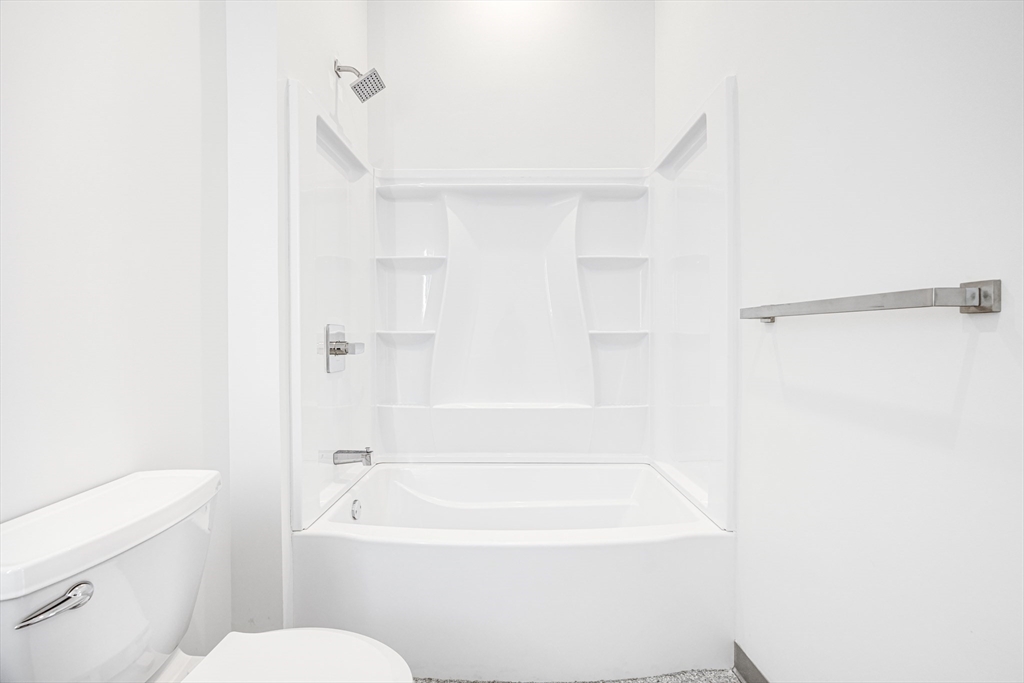 80 Middlesex Street, Unit 103 Lowell, MA 01852 - Photo 16 of 22