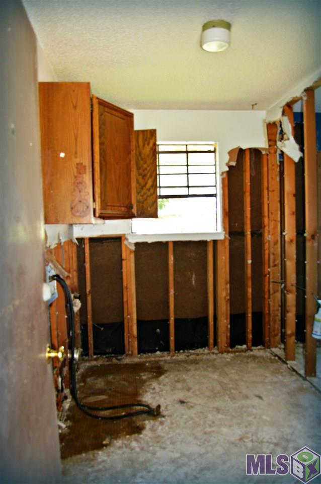16402 Bonham Avenue Baton Rouge, LA 70816 - Photo 4 of 13 Gallery Image 4