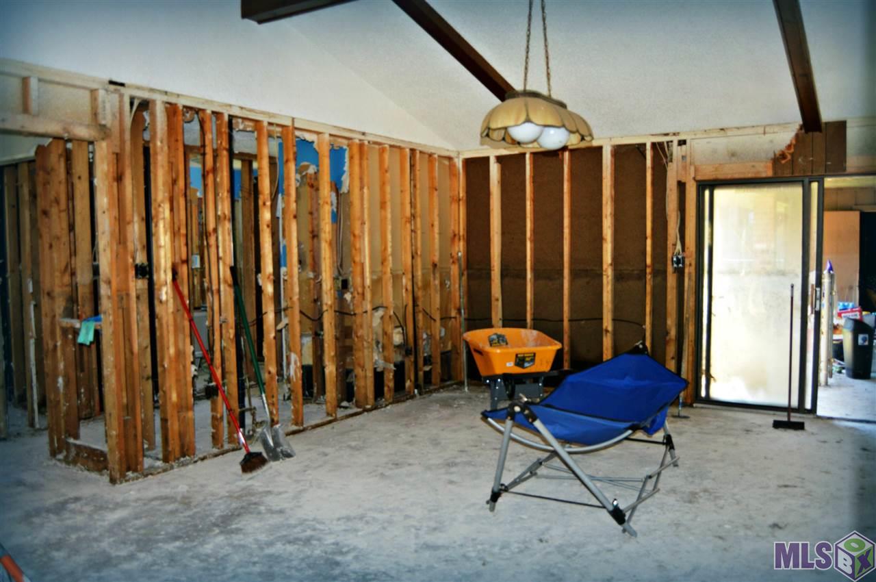 16402 Bonham Avenue Baton Rouge, LA 70816 - Photo 8 of 13 Gallery Image 8