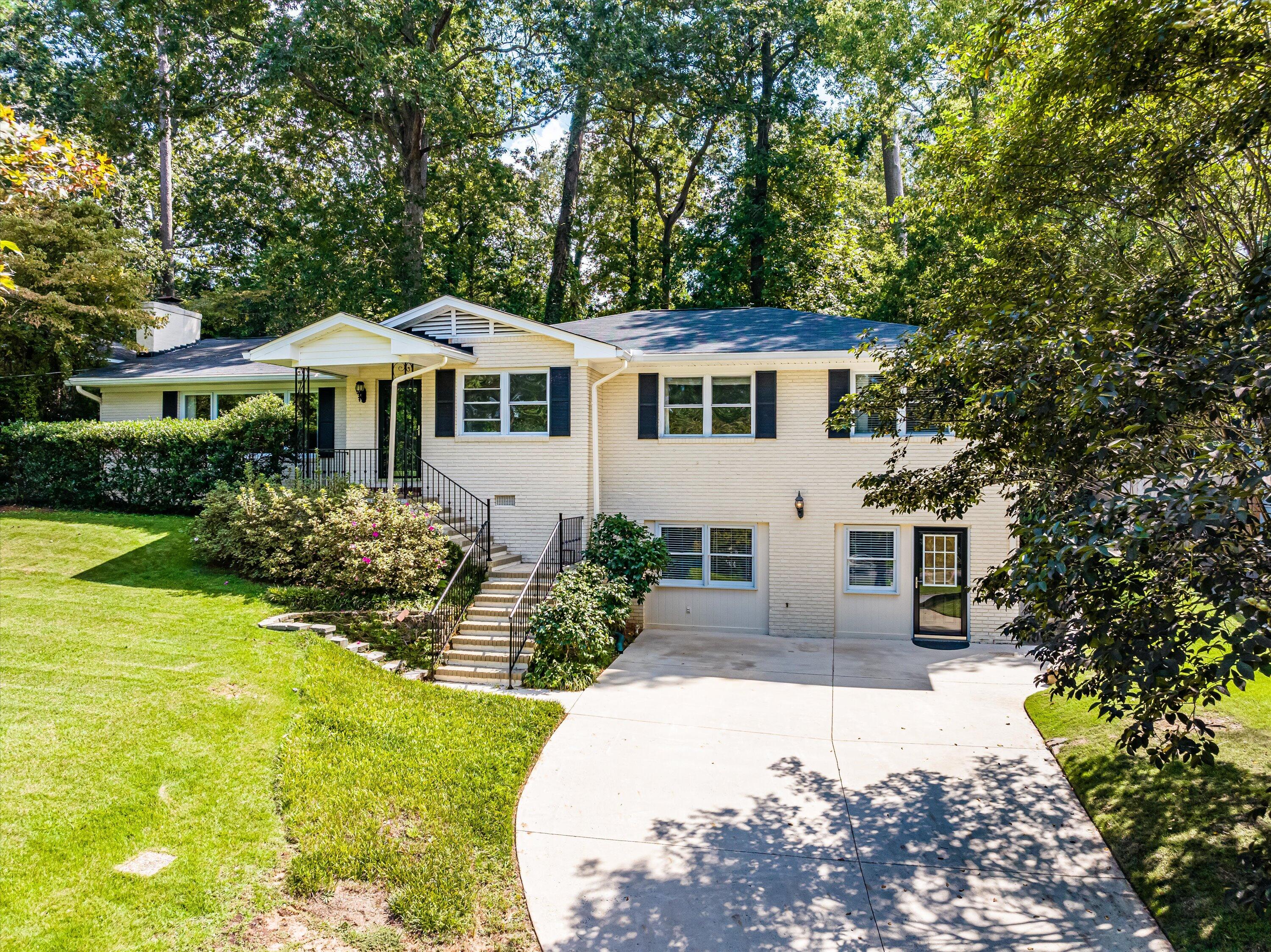 2222 Huntington Road Augusta, GA 30904 - Photo 1 of 47 20-DJI_20230911144334_0058_D_M3PC-HDR