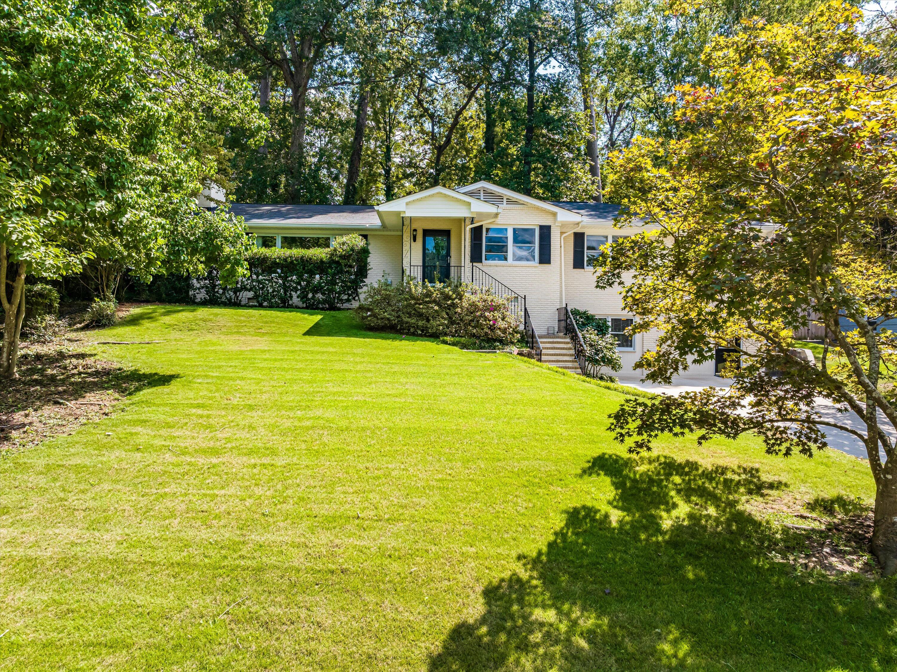 2222 Huntington Road Augusta, GA 30904 - Photo 3 of 47 02-DJI_20230911143653_0004_D_M3PC-HDR