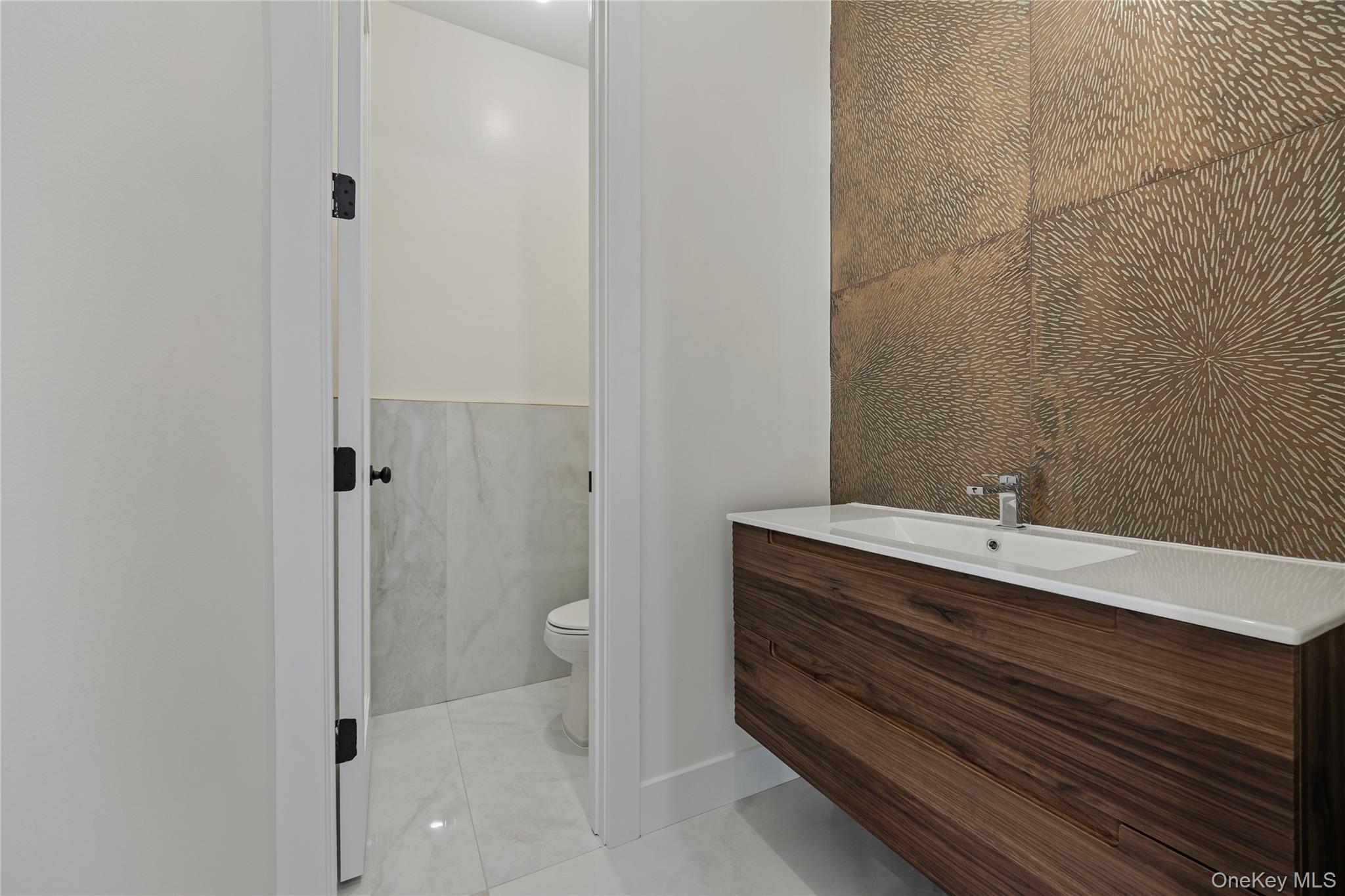 352 Blauvelt Road, Unit 202 Monsey, NY 10952 - Photo 15 of 33 a bathroom with a sink and toilet