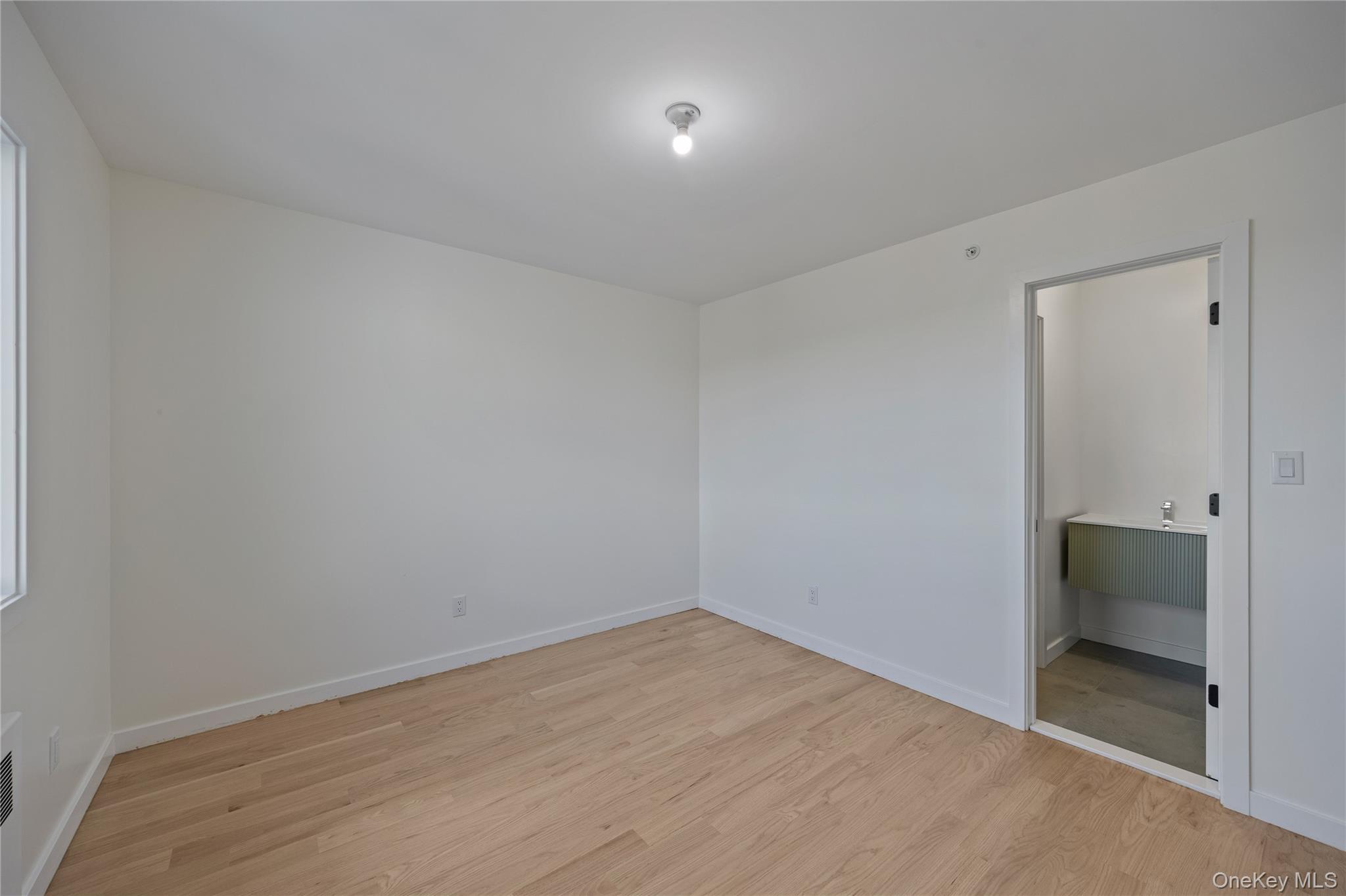 352 Blauvelt Road, Unit 202 Monsey, NY 10952 - Photo 24 of 33