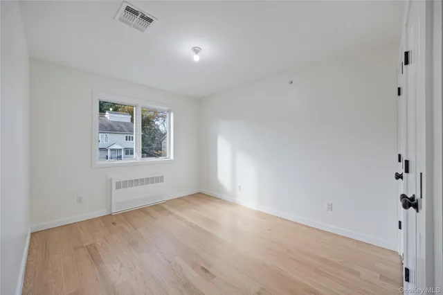 a view of utility room