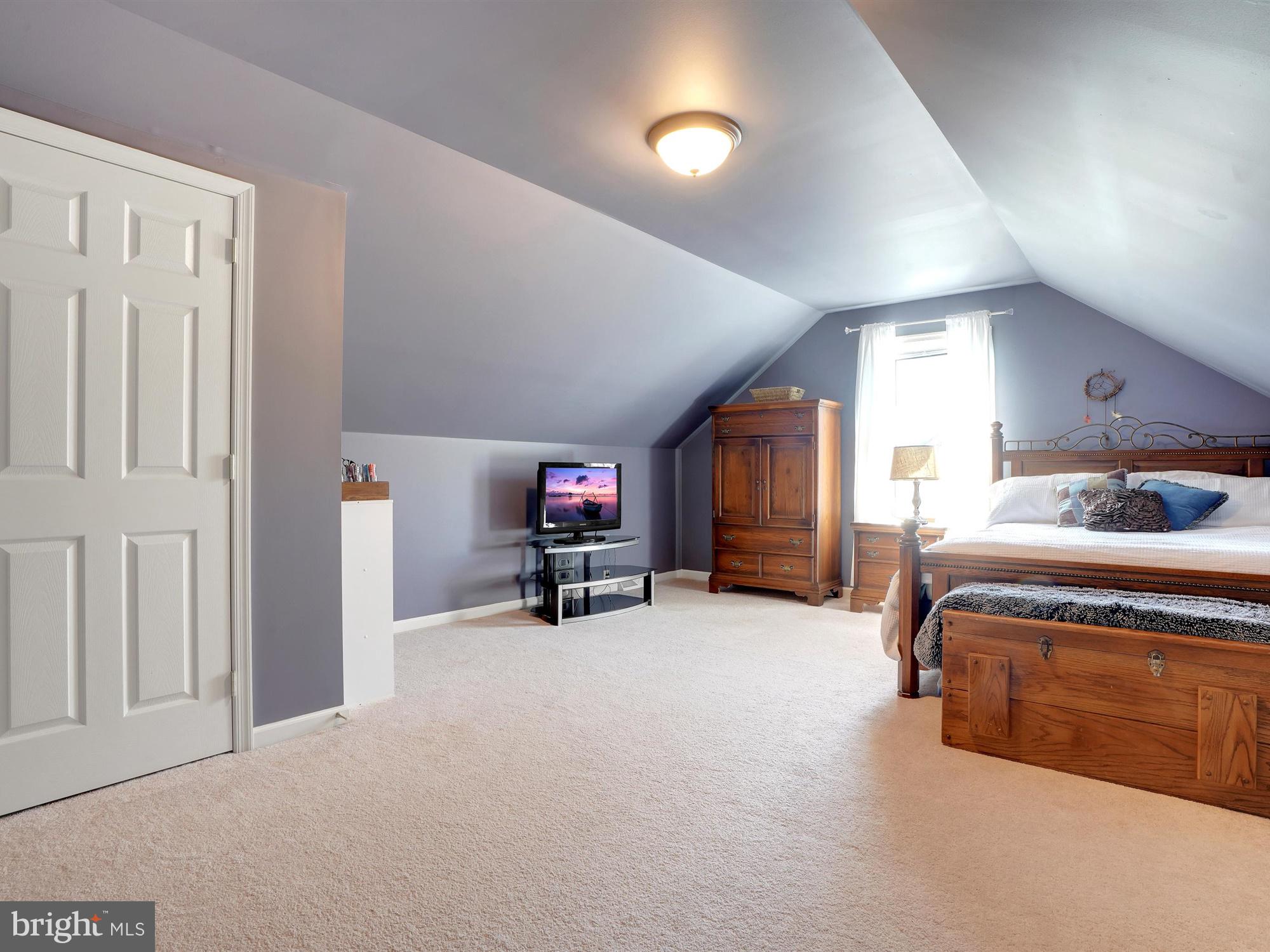 1504 Rolling Meadow Road Lebanon, PA 17046 - Photo 16 of 33 Main Bedroom