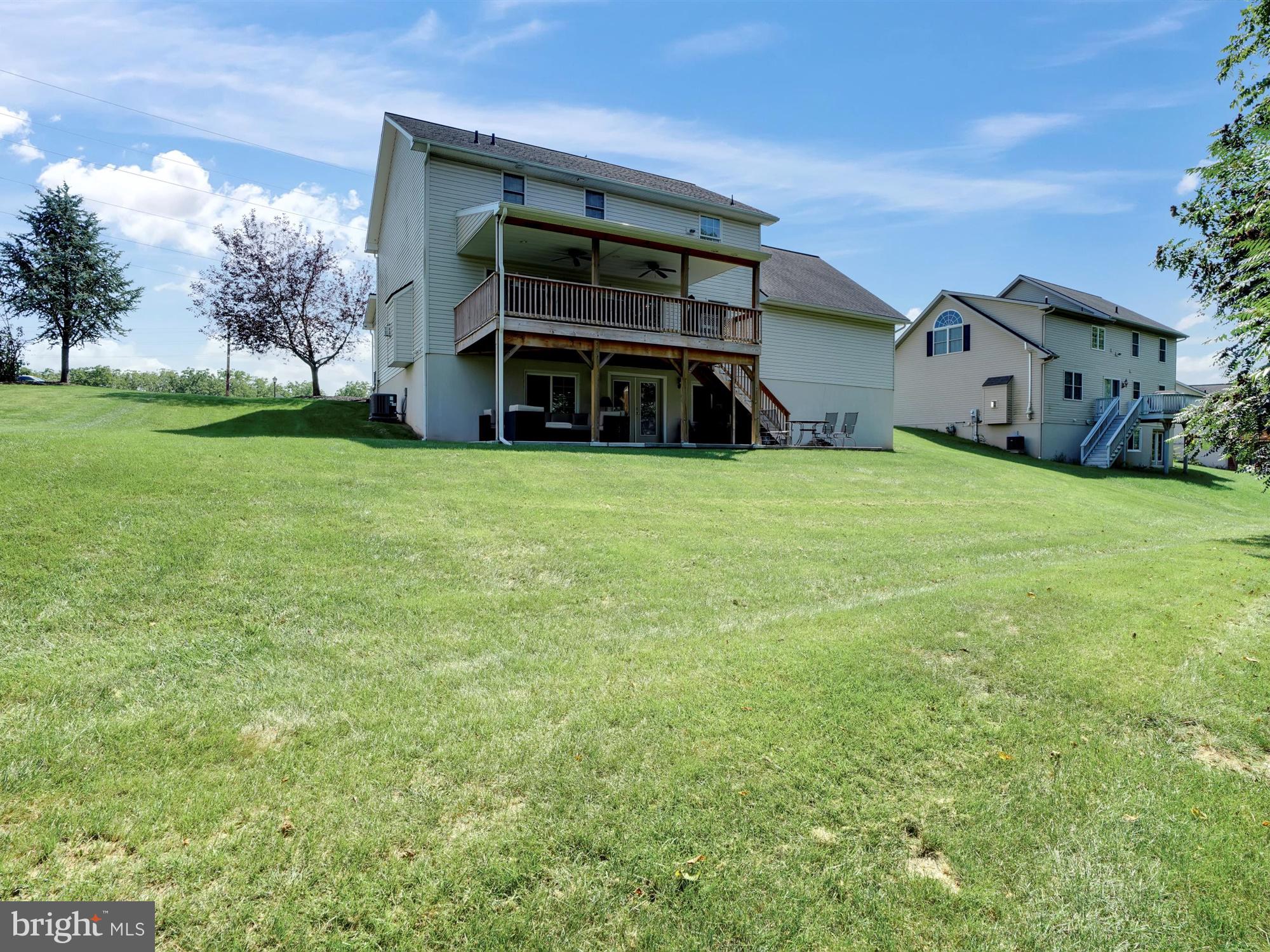 1504 Rolling Meadow Road Lebanon, PA 17046 - Photo 31 of 33 Rear View