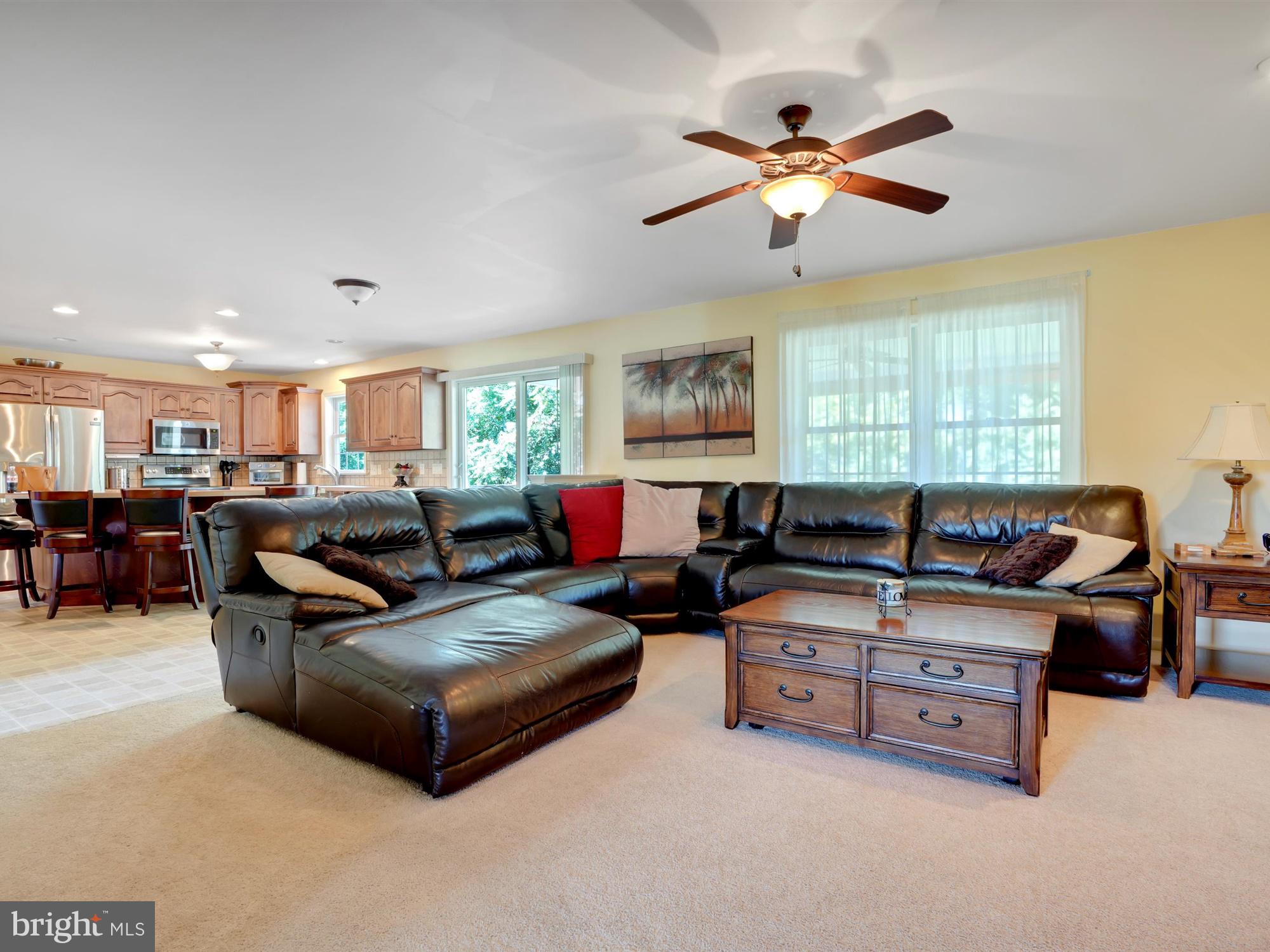 1504 Rolling Meadow Road Lebanon, PA 17046 - Photo 8 of 33 V2
