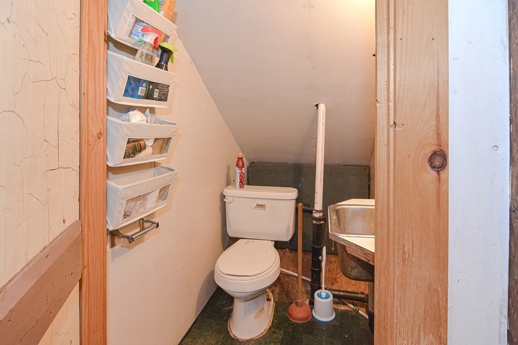 215 Burlingame Road Palmer, MA 01069 - Photo 28 of 41 a bathroom with a toilet and a shower