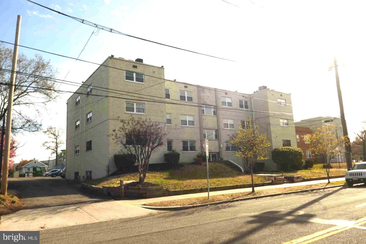 4810 Quarles Street Northeast, Unit 103 Washington, DC 20019 - Photo 5 of 5