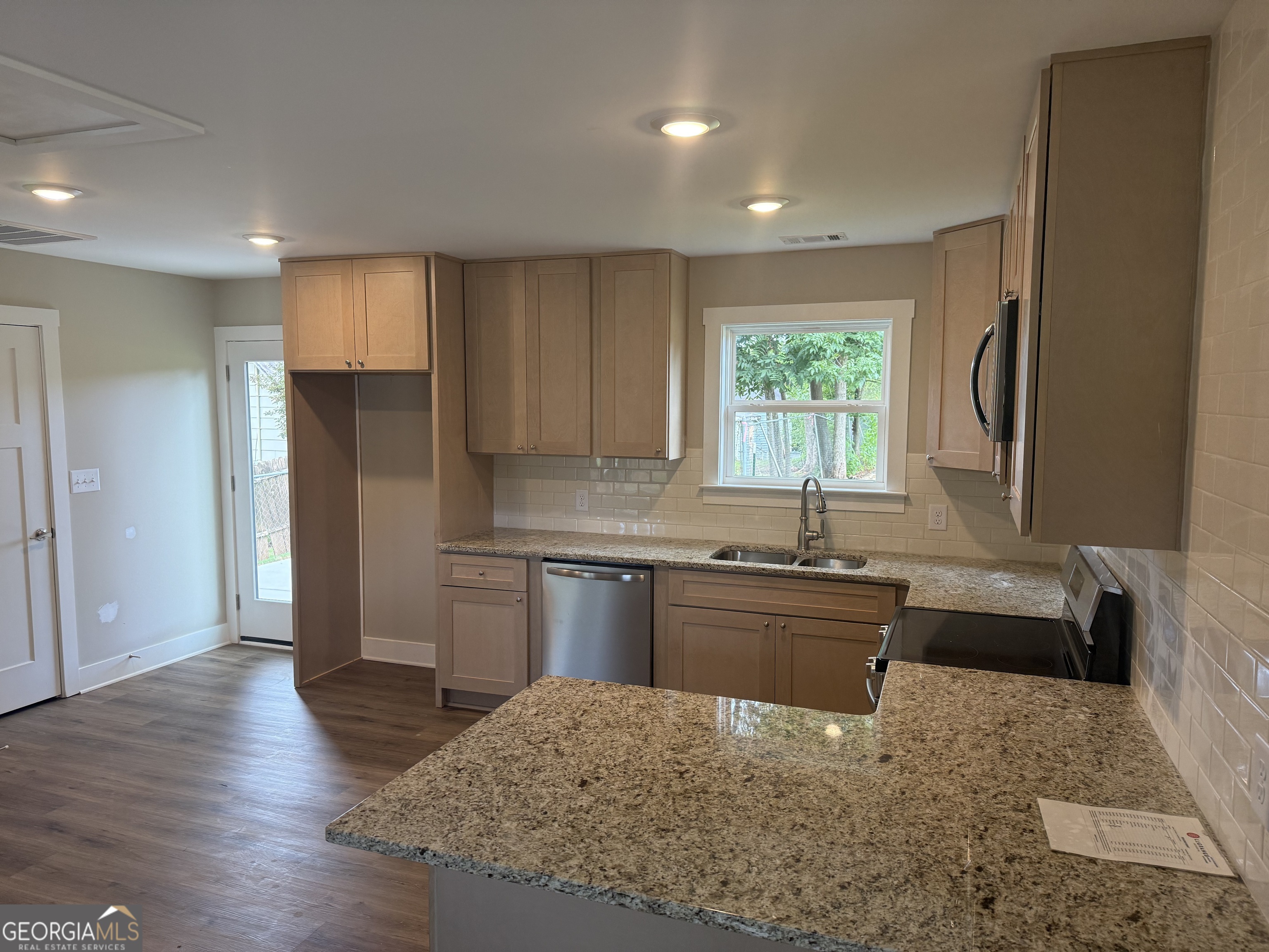 203 Fannin Street LaGrange, GA 30241 - Photo 7 of 11