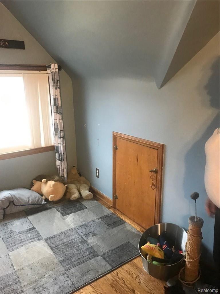 22816 Rausch Avenue Eastpointe, MI 48021 - Photo 16 of 37 IMG-5928.JPG