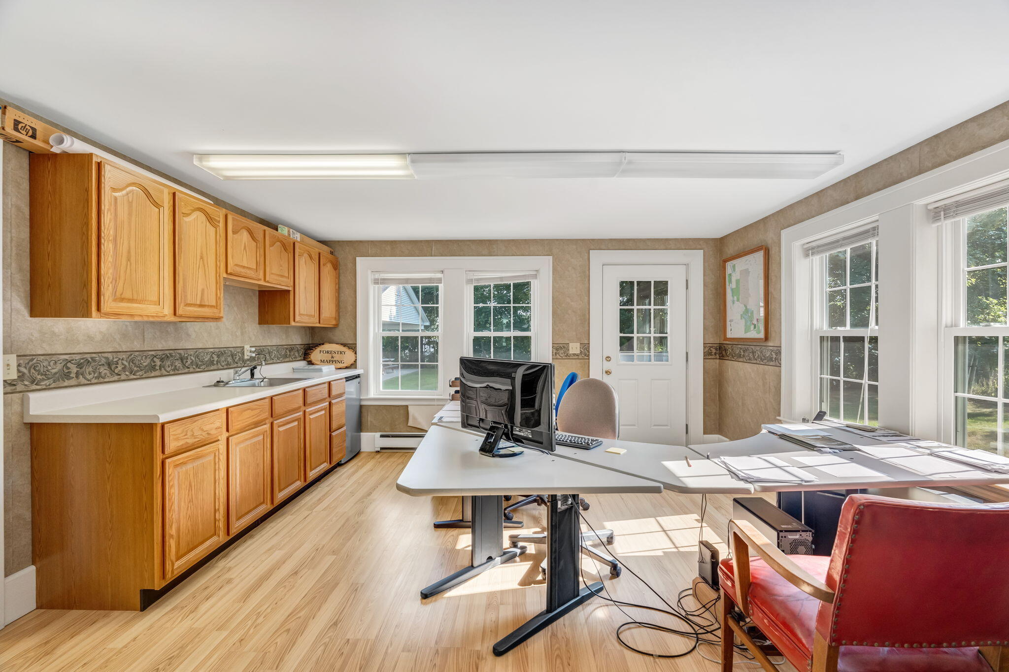 4 Hill Street Millinocket, ME 04462 - Photo 26 of 66 First floor space